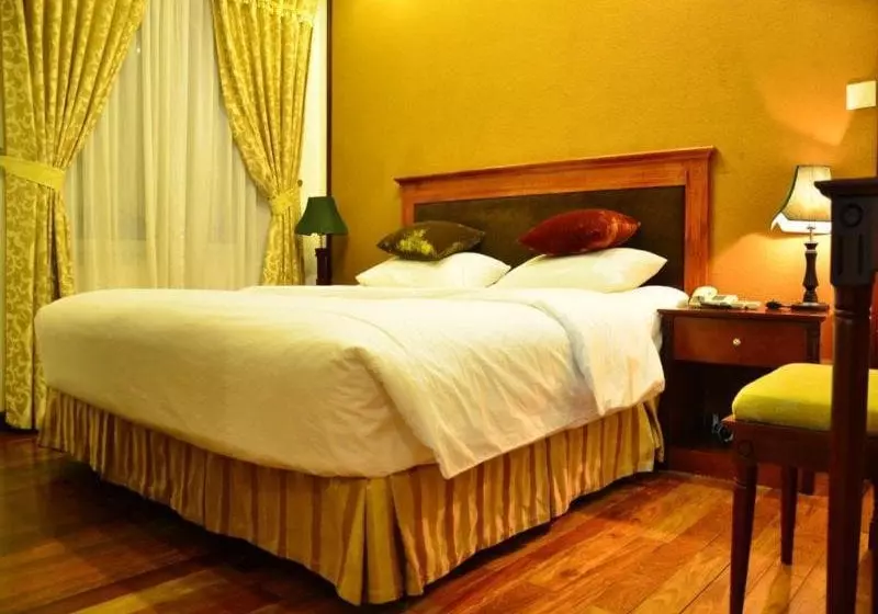 Hanoi Boutique Hotel 2