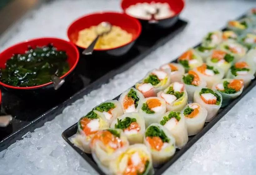 בית מלון כפרי Aone Pattaya Beach Resort