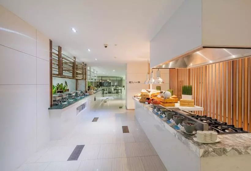 בית מלון כפרי Aone Pattaya Beach Resort