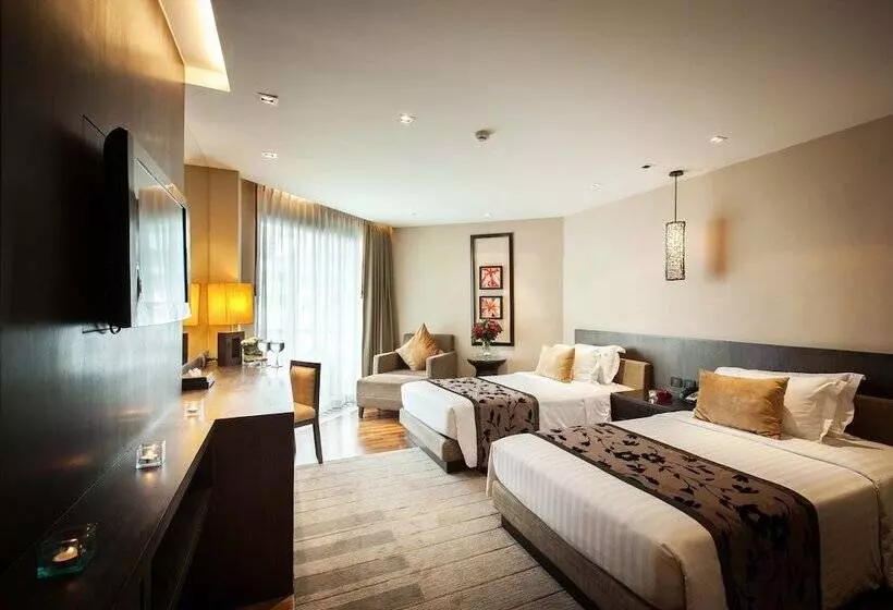 בית מלון כפרי Aone Pattaya Beach Resort