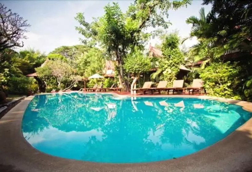 בית מלון כפרי Baan Duangkaew Resort