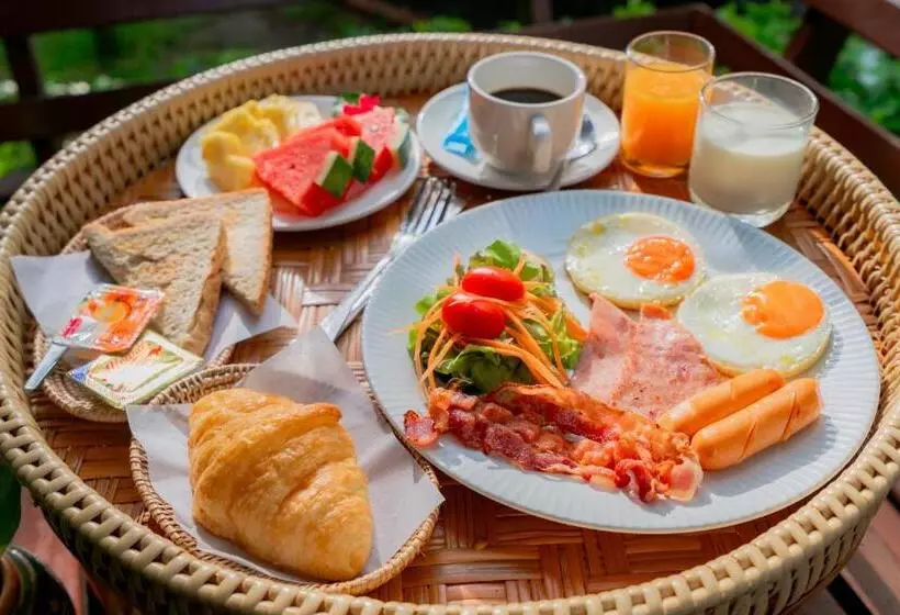 בית מלון כפרי Baan Duangkaew Resort