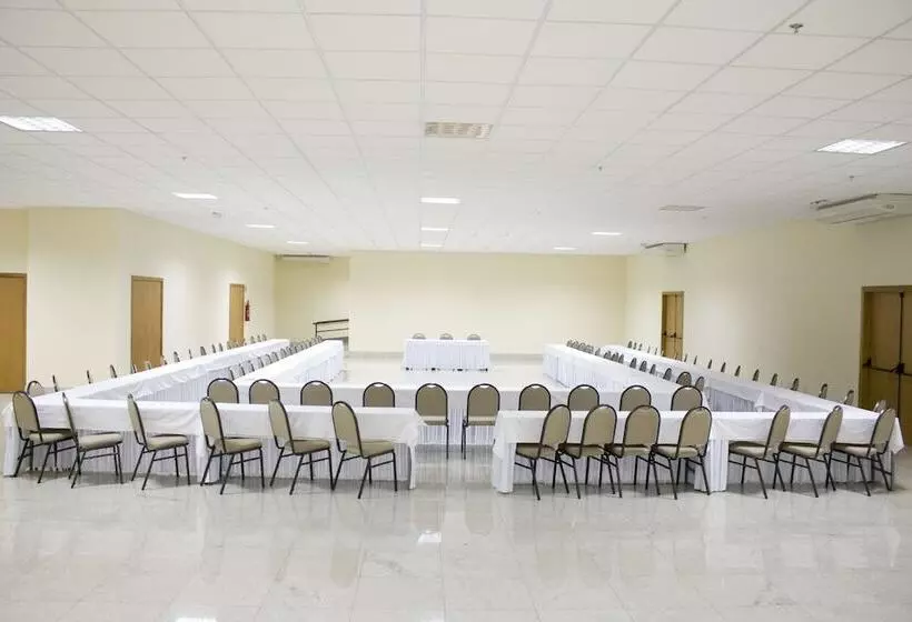 Hotel Best Western Suites Le Jardin Caldas Novas