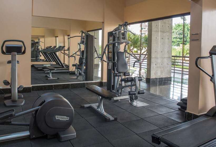 فندق Best Western Suites Le Jardin Caldas Novas