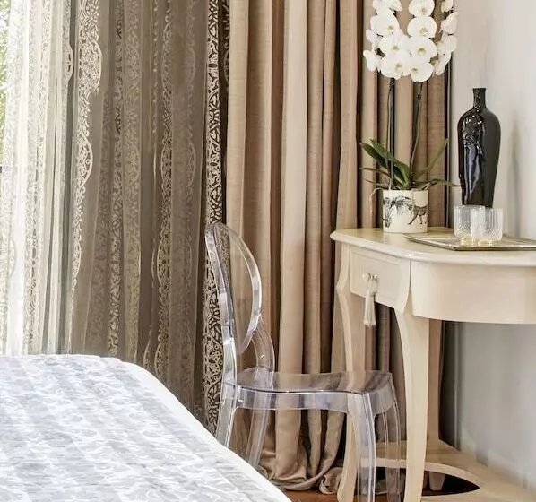 فندق Dioni Boutique