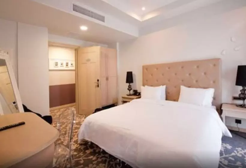 فندق Dioni Boutique