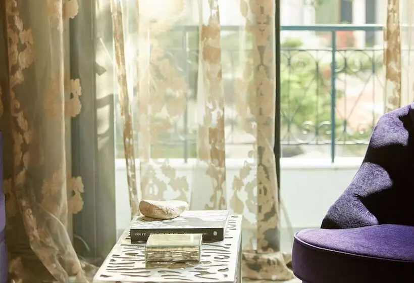 فندق Dioni Boutique