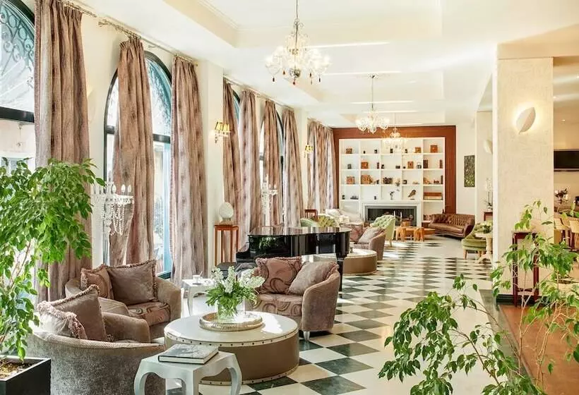 فندق Dioni Boutique