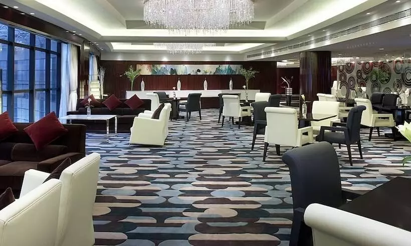 هتل Four Points By Sheraton Hangzhou, Binjiang