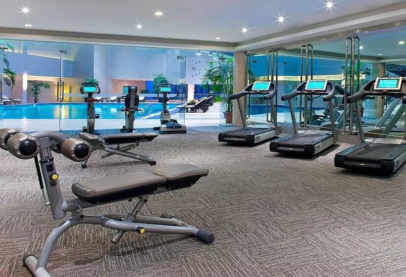 هتل Four Points By Sheraton Hangzhou, Binjiang