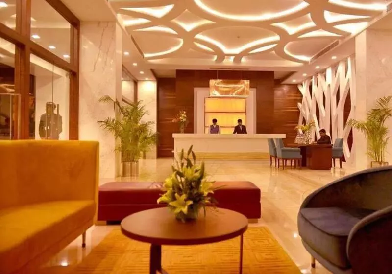 فندق Golden Tulip Lucknow