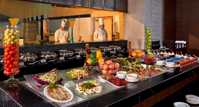 בית מלון כפרי Golden Tulip Lucknow