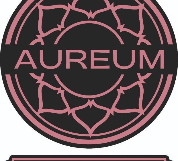 בית מלון כפרי Golden Tulip Lucknow