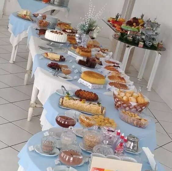 בית מלון כפרי Grand Ville