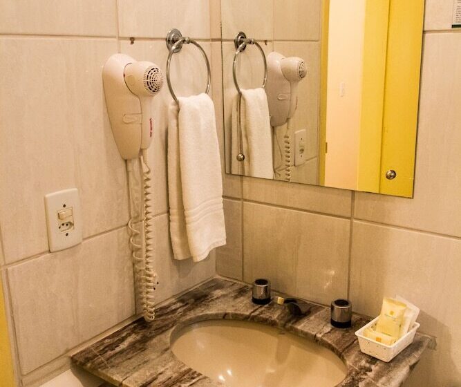 فندق Harbor Buriti