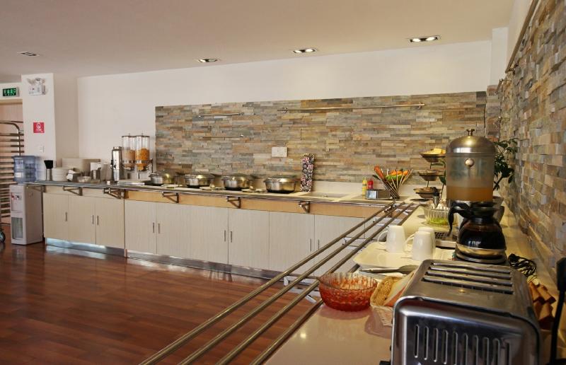 Otel Ibis Dalian Zhongshan Square