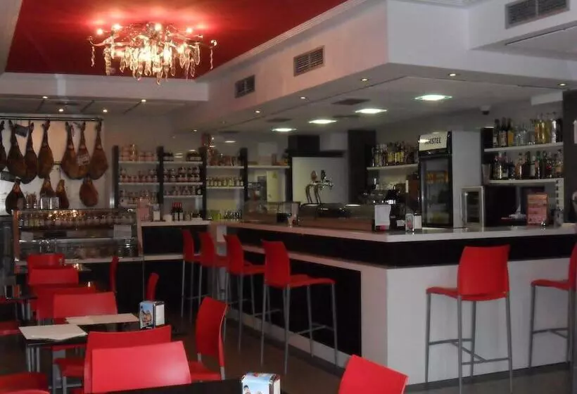 هتل Lb Villa De Cuenca