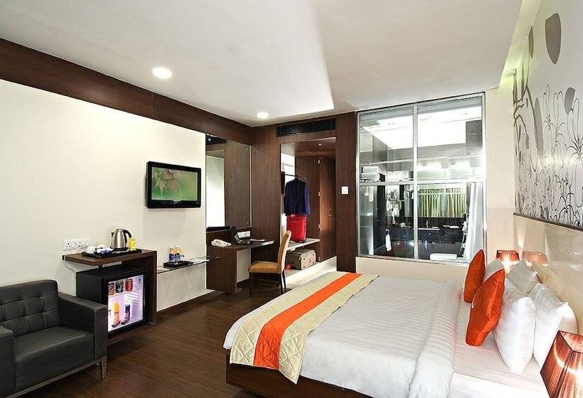 Mind Space Hotel, Pimpri