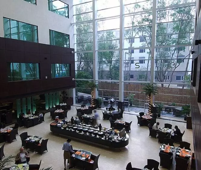 Mind Space Hotel, Pimpri