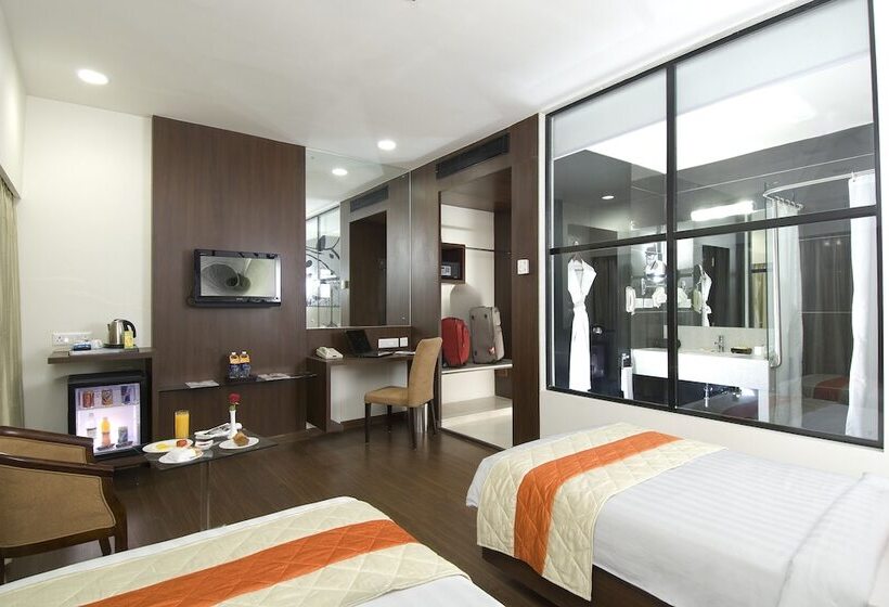 Mind Space Hotel, Pimpri