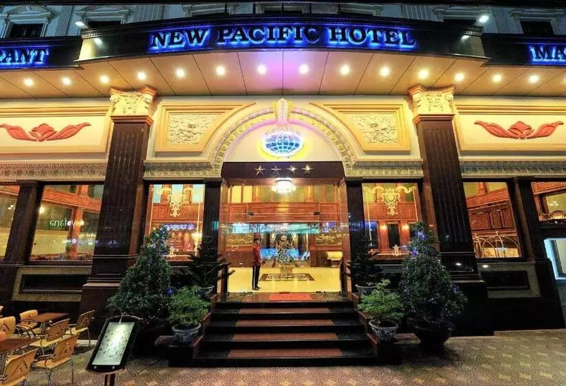 ホテル New Pacific