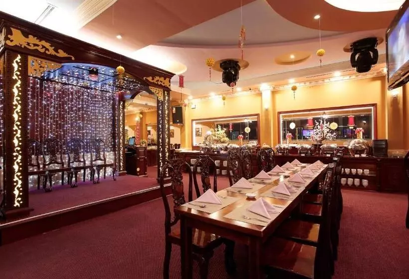 ホテル New Pacific