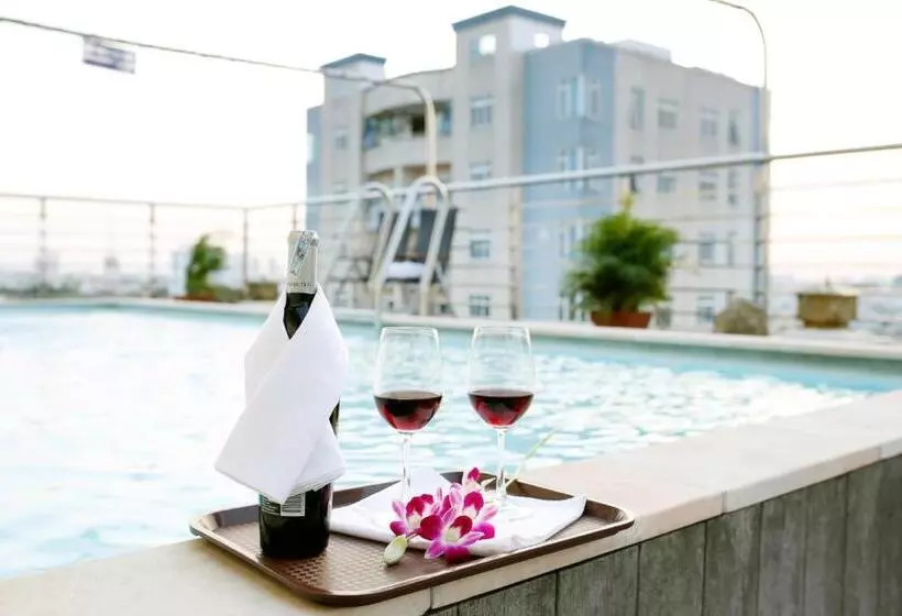 ホテル New Pacific