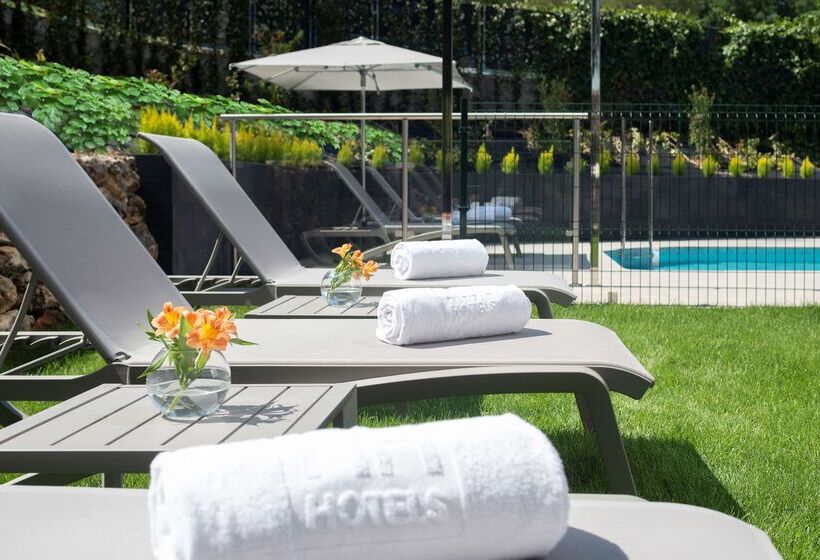 هتل NH Madrid Ribera Del Manzanares