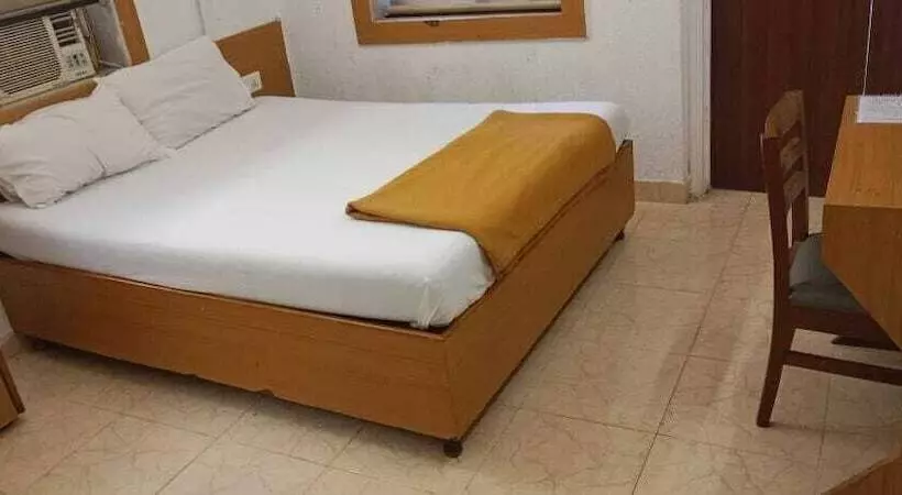 בית מלון כפרי Red Palm