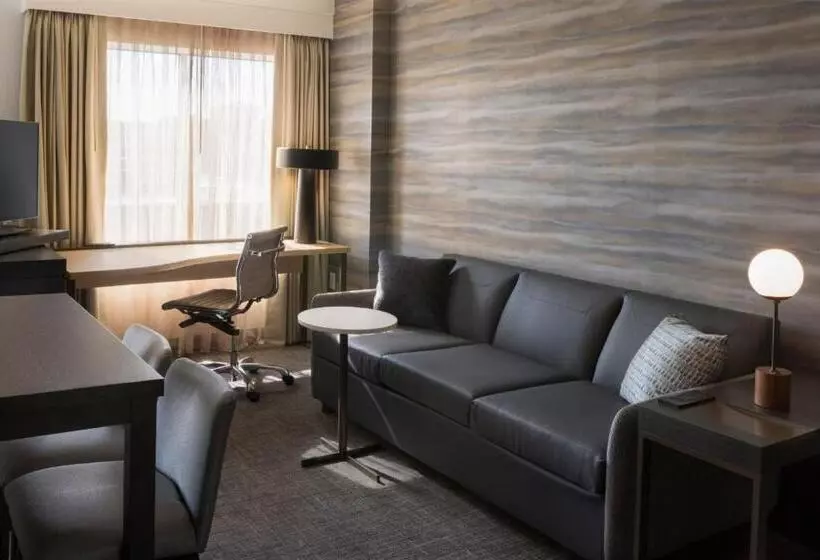 Отель Residence Inn By Marriott Sacramento Downtown At Capitol Park