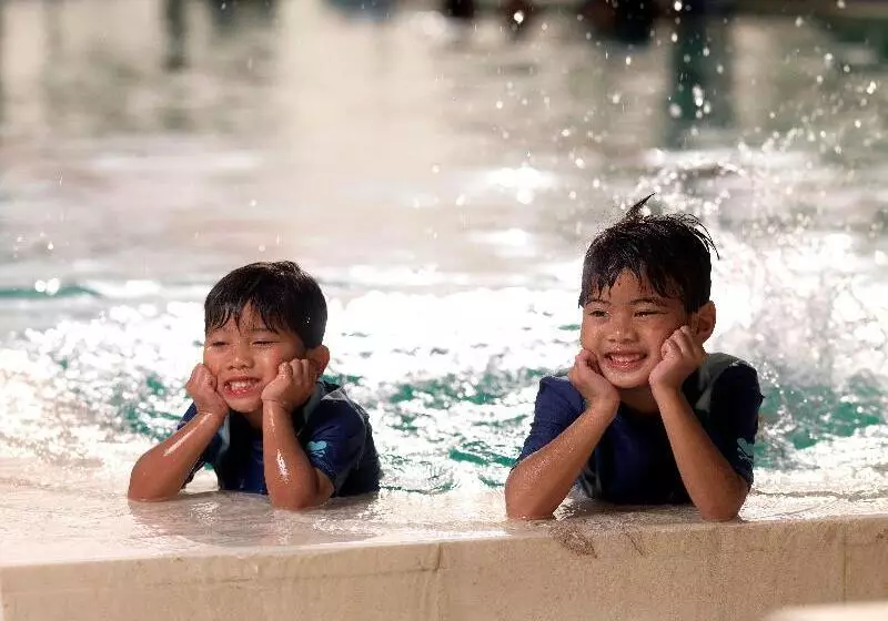 هتل Staybridge Suites Yas Island Abu Dhabi, An Ihg