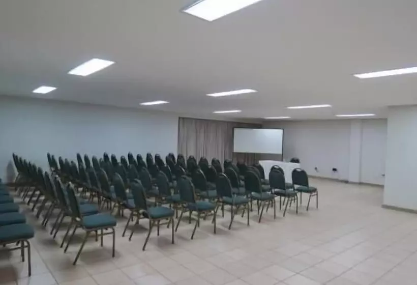 ホテル Steel Valley