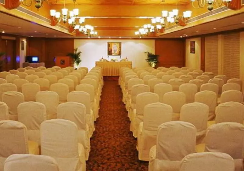 ホテル Kenilworth Resort & Spa, Goa