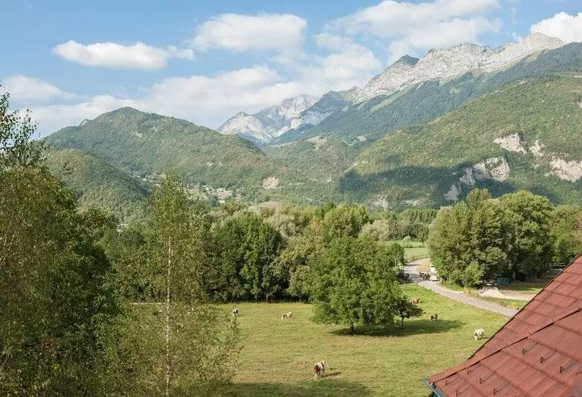 Отель Vacanceole  Residence Le Birdie