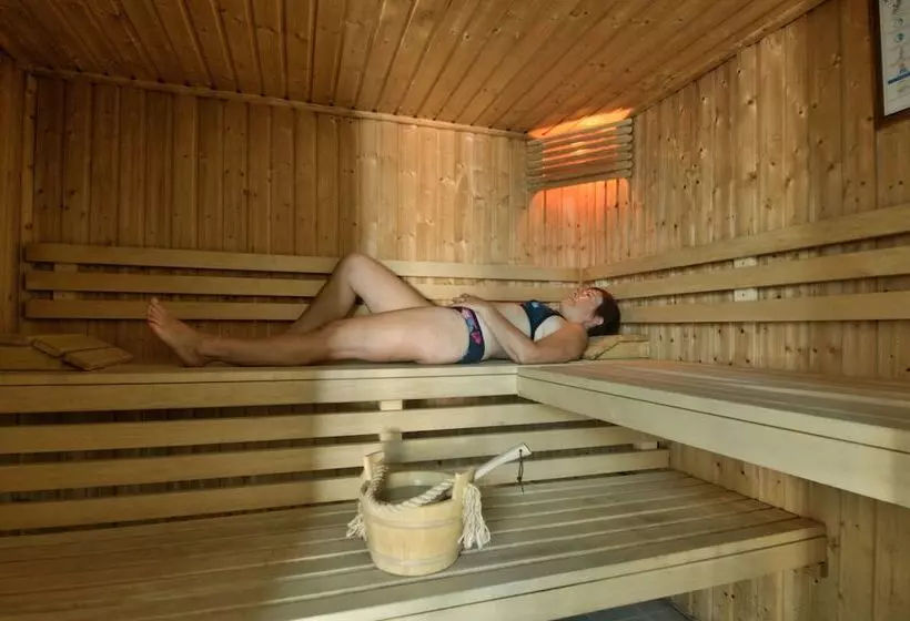 Отель Vacanceole  Residence Le Birdie