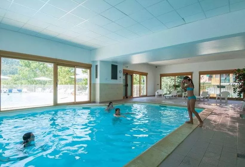 Отель Vacanceole  Residence Le Birdie