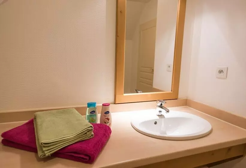 Отель Vacanceole  Residence Le Birdie