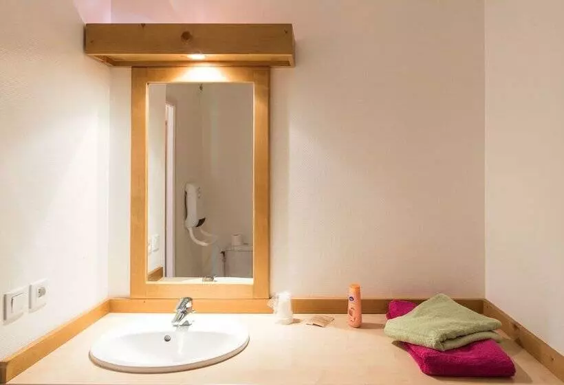 Отель Vacanceole  Residence Le Birdie