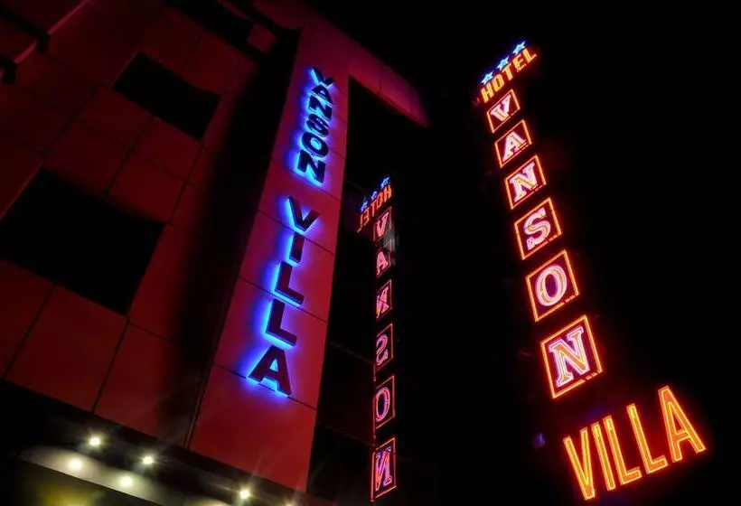 ホテル Vanson Villa