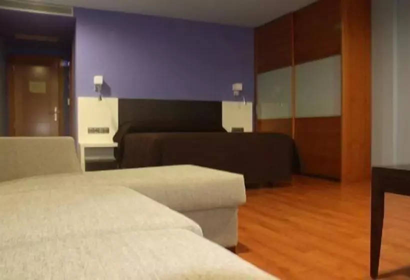 호텔 Villa De Andosilla