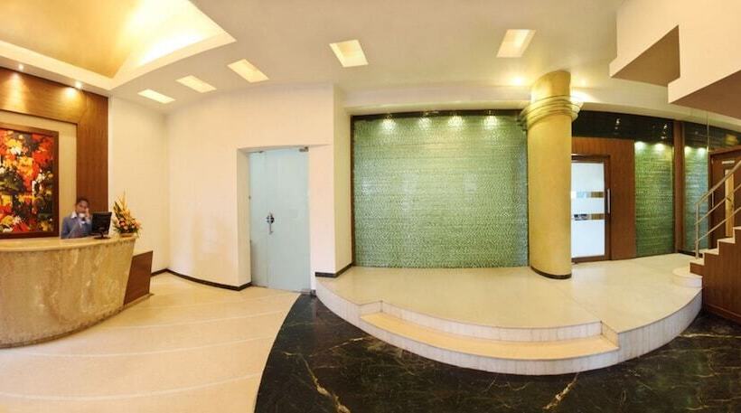 Hotel Yogi Metropolitan