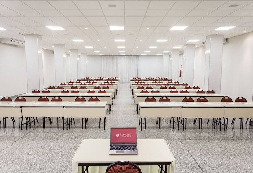 Ramada Hotel & Suites Lagoa Santa By Wyndham