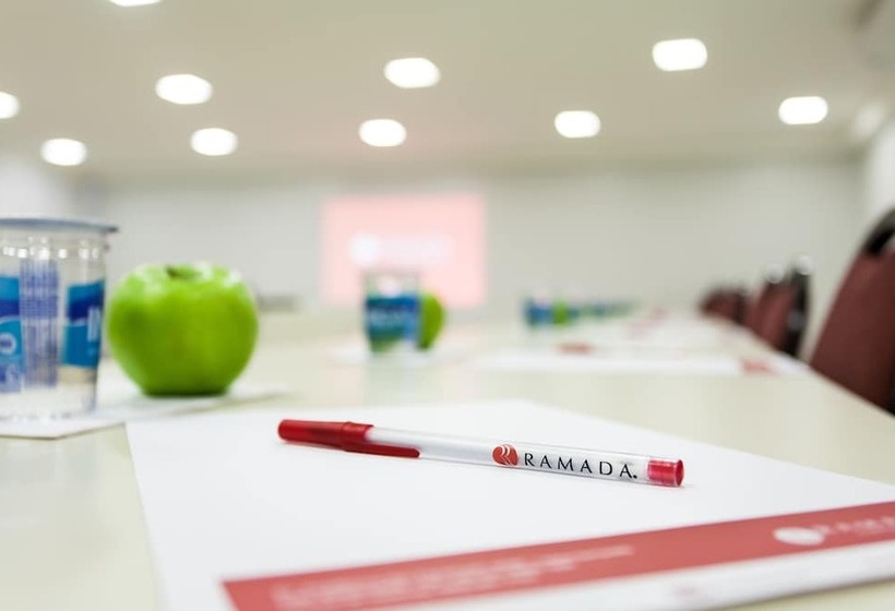 Ramada Hotel & Suites Lagoa Santa By Wyndham