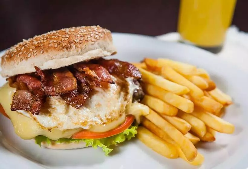 Ramada Hotel & Suites Lagoa Santa By Wyndham