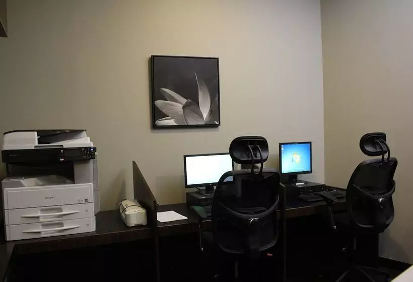 Signature Hotel Apartments And Spa