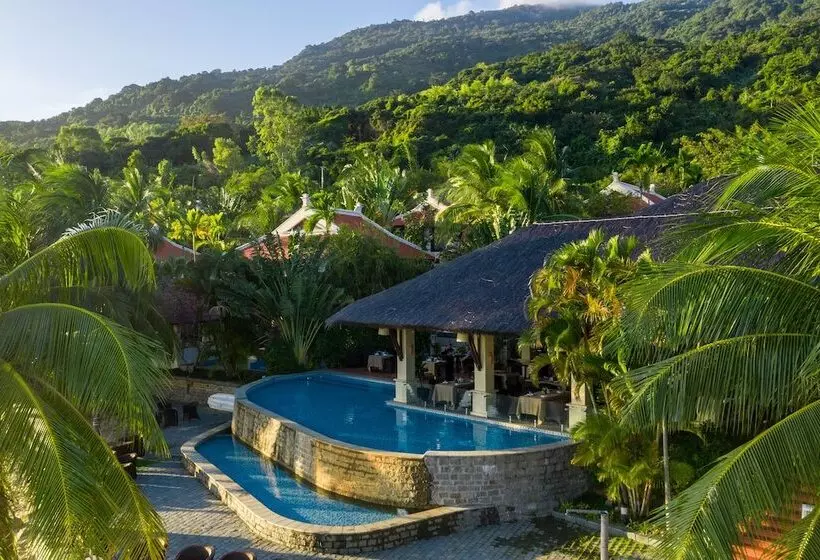 Son Tra Resort & Spa Danang