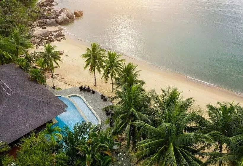 Son Tra Resort & Spa Danang