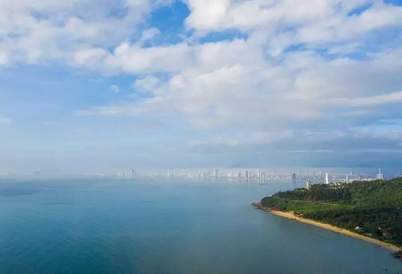 Son Tra Resort & Spa Danang