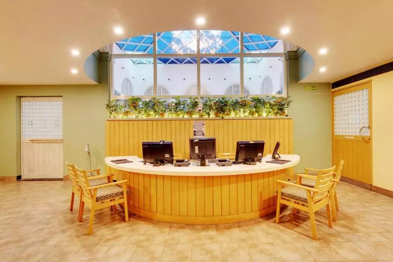 فندق E Square The Fern, Pune