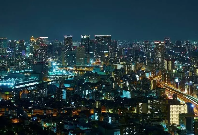 Art Hotel Osaka Bay Tower